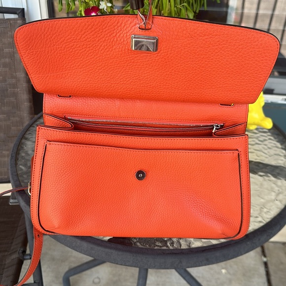 Gucci Bamboo Daily Limited Edition Shoulder Bag - Picture 5 of 16